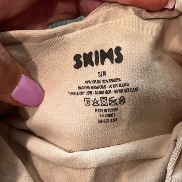 NWOT Skims Sculpting Bodysuit Mid Thigh Open Gusset - Size S/M - Picture 3 of 3